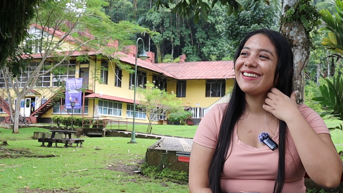 Stefany Saénz Segovia Ganadora del Premio Rubén Darío a la Excelencia Académica 2024